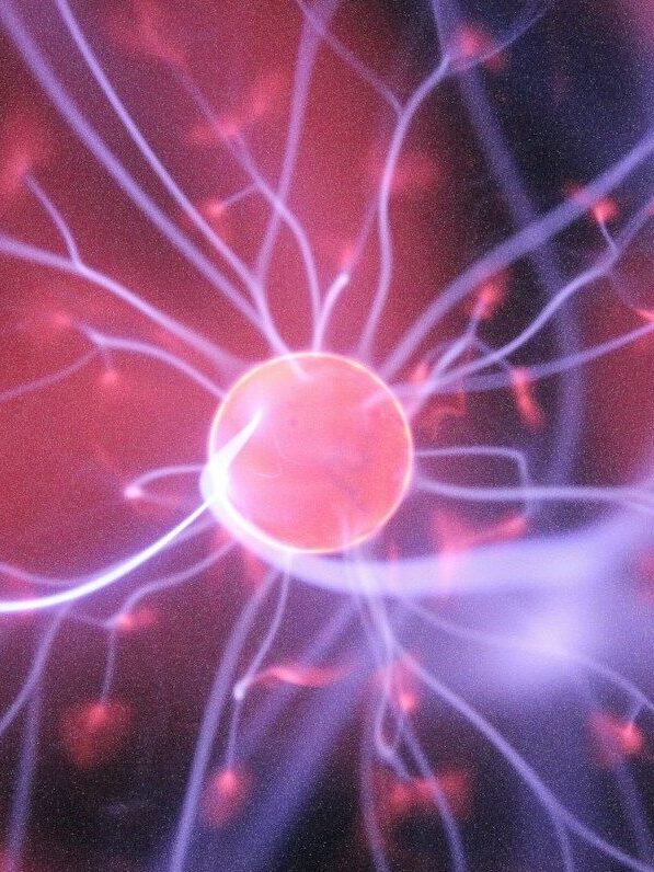 purple and pink plasma ball